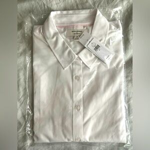 Banana Republic Women's Tailored Fit White button down Dress Shirt